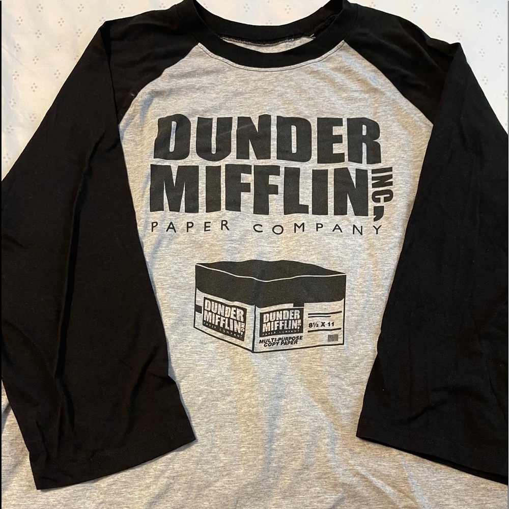 Dunder Mifflin shirt